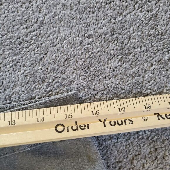 Gloria Vanderbilt Jeans Womens 10 Gray Straight Slim Denim Amanda 2.0 Short - Picture 8 of 15